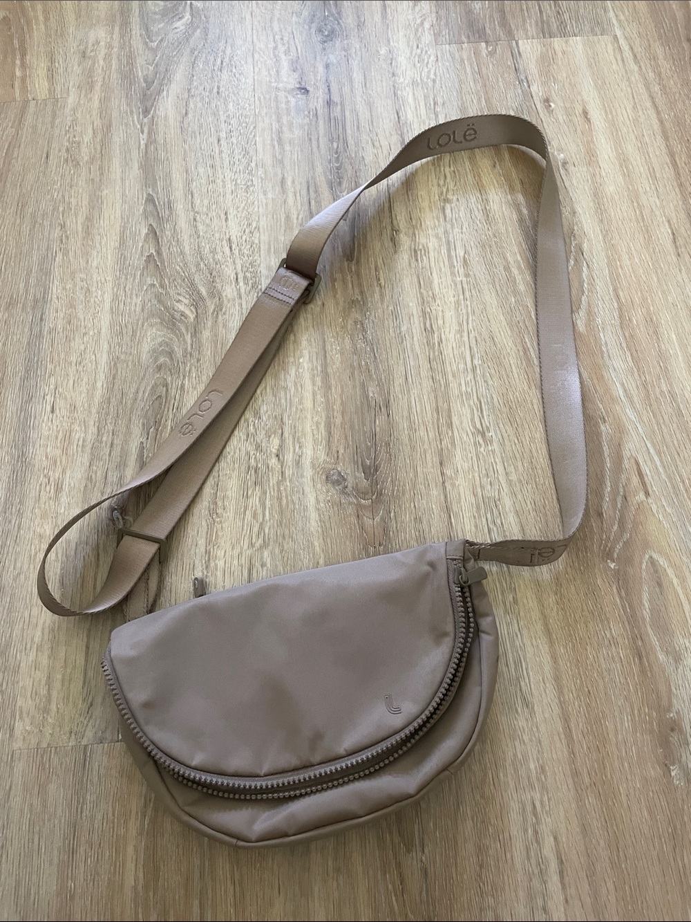 Lole Crossbody Bag in Taupe Brown